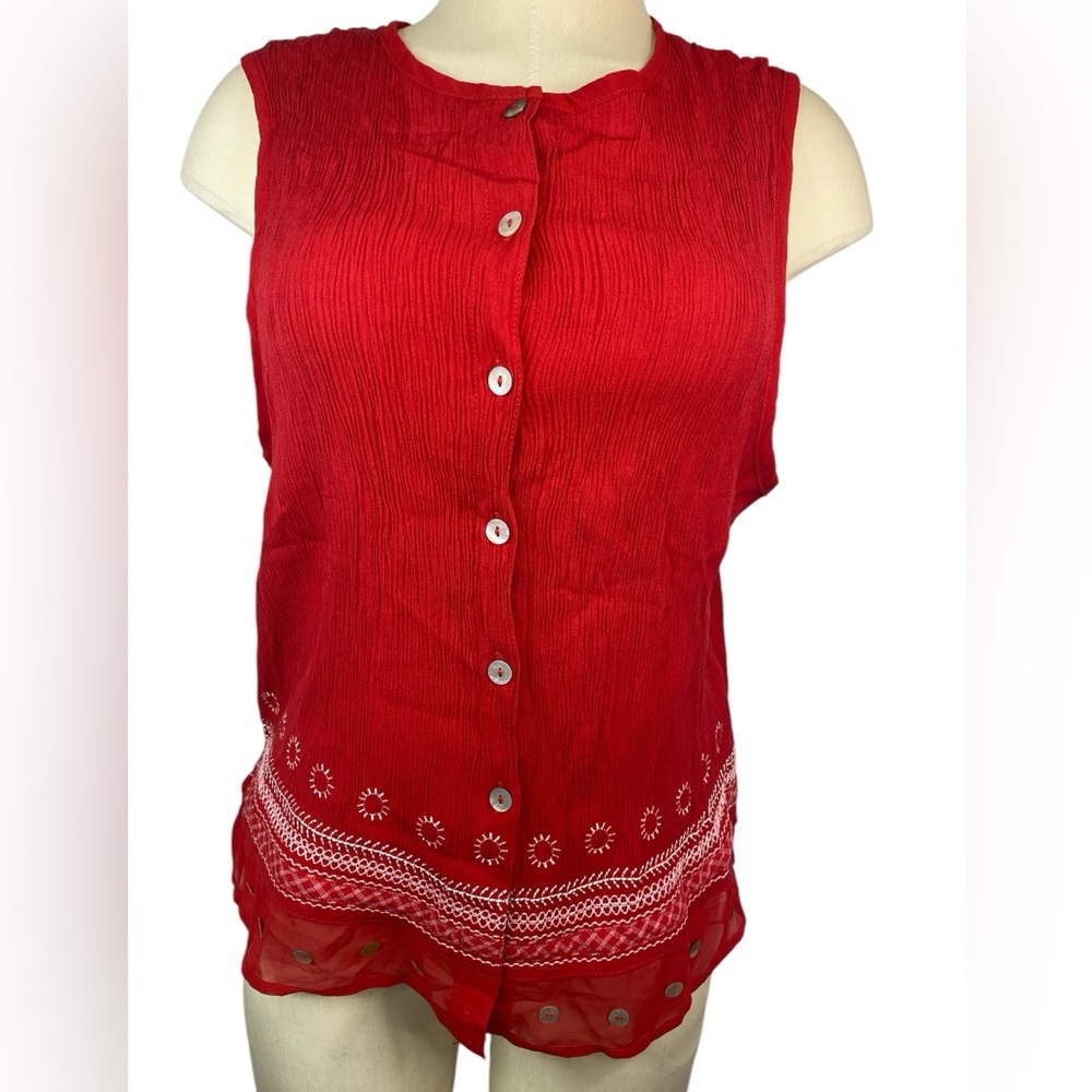 blast Red Sleeveless Button-Up Top Women’s Medium